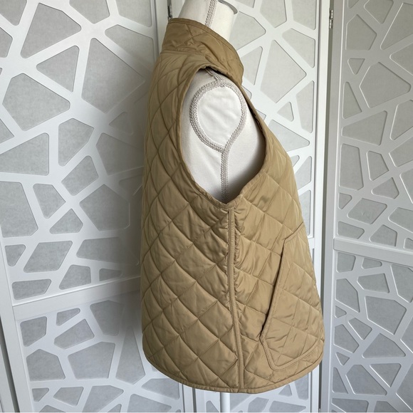 Vintage Women's Equestrian Themed Light Puffer Vest Tan Size L Large VGUC - Picture 11 of 14